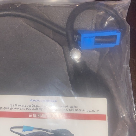 Neck Traction Device Inflatable & adjustable - Picture 4 of 4